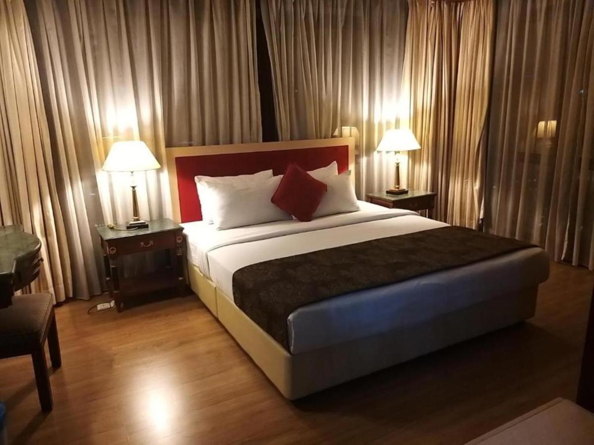 Ringko Service Apartments At Berjaya Times Square Kl Куала-Лумпур Экстерьер фото