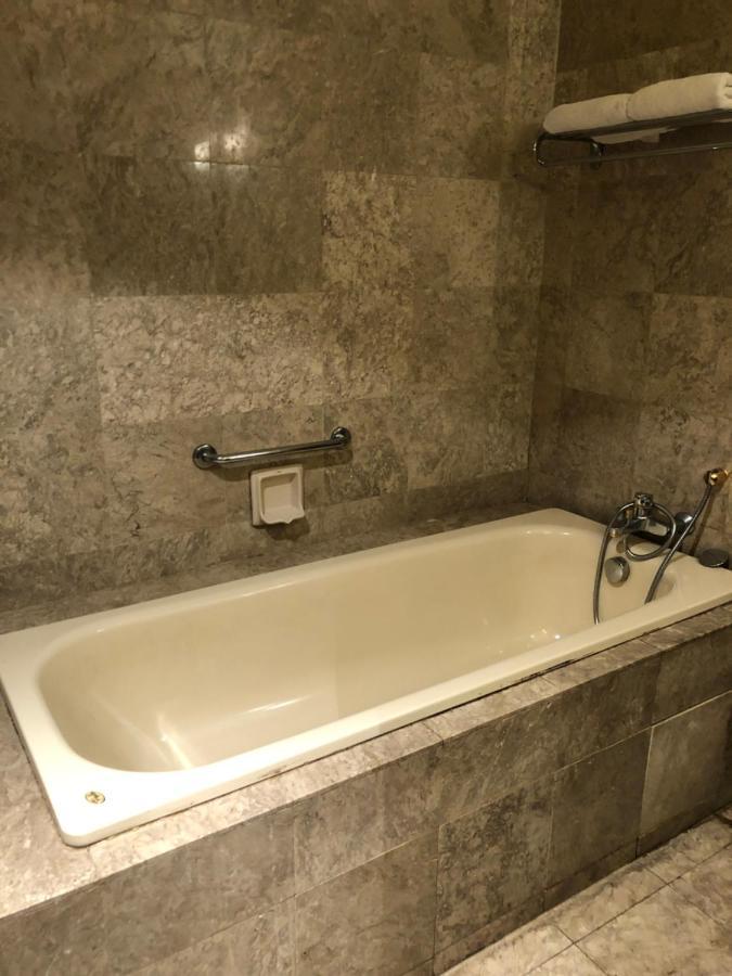 Ringko Service Apartments At Berjaya Times Square Kl Куала-Лумпур Экстерьер фото